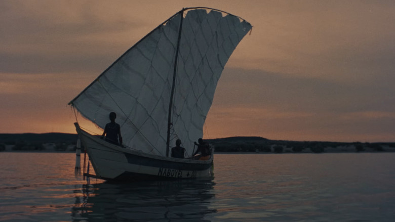 кадр из фильма Нави