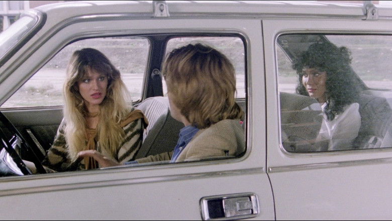 кадр из фильма El regreso de Eva-man (La pito-conejo)