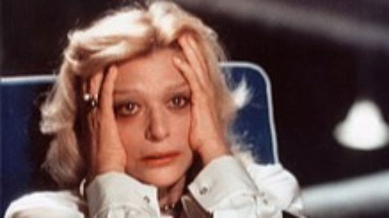 кадр из фильма Κραυγή Γυναικών