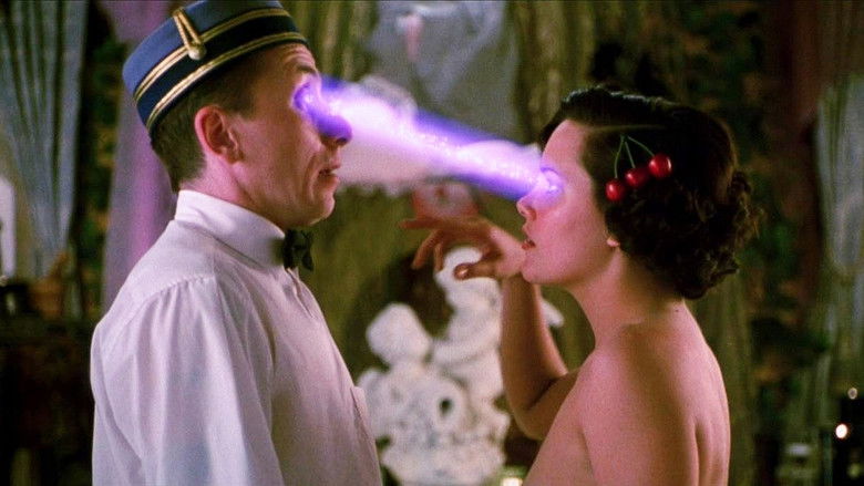 кадр из фильма Четыре комнаты