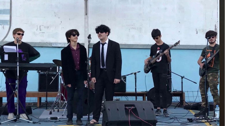 кадр из фильма Fide y Theo entrevistan: CENBA ROCK