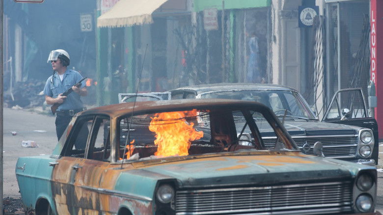 кадр из фильма Детройт