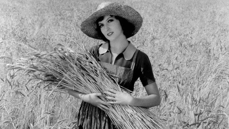 кадр из фильма Городская девчонка