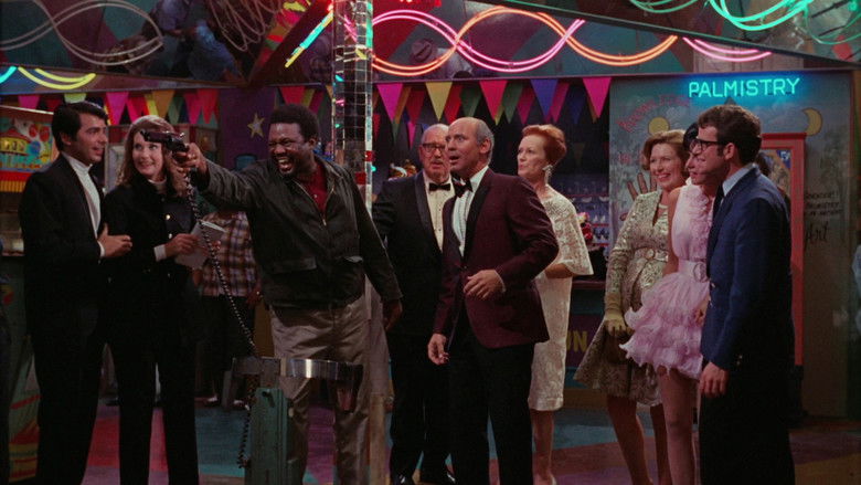 кадр из фильма Uptight