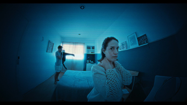 кадр из фильма ERIS