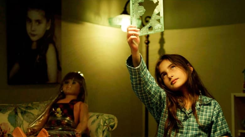 кадр из фильма Las malas intenciones