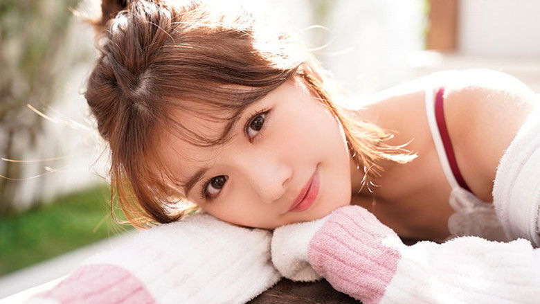 кадр из фильма 永瀬ゆいTHE FINAL　最後まで自分らしく!!「愛を感じたい！私を奪い合って愛を見せつけて欲しい…」 ファン10名と笑って泣いてハメて抜きまくる愛に溢れた引退感謝祭