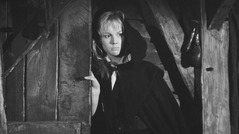 кадр из фильма Салемские колдуньи