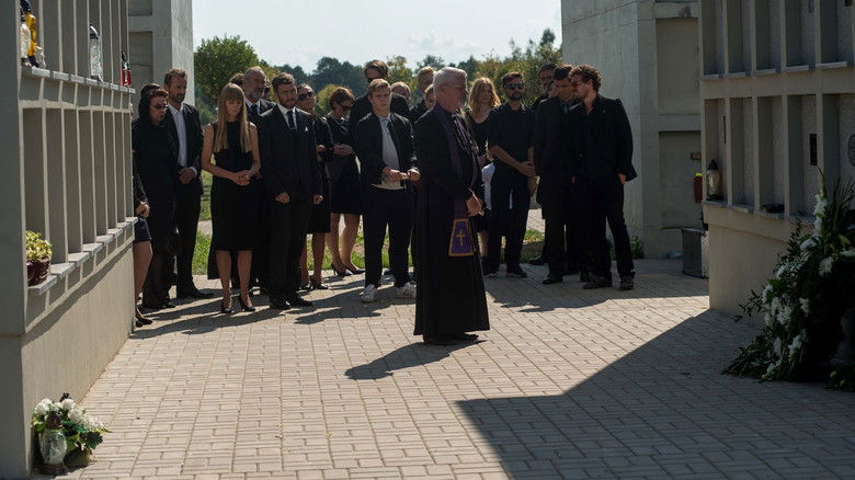 кадр из фильма Eastern