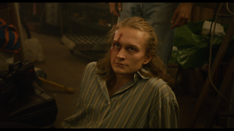 кадр из фильма Razza già finita senza neanche cominciare (Dopo la rivoluzione)