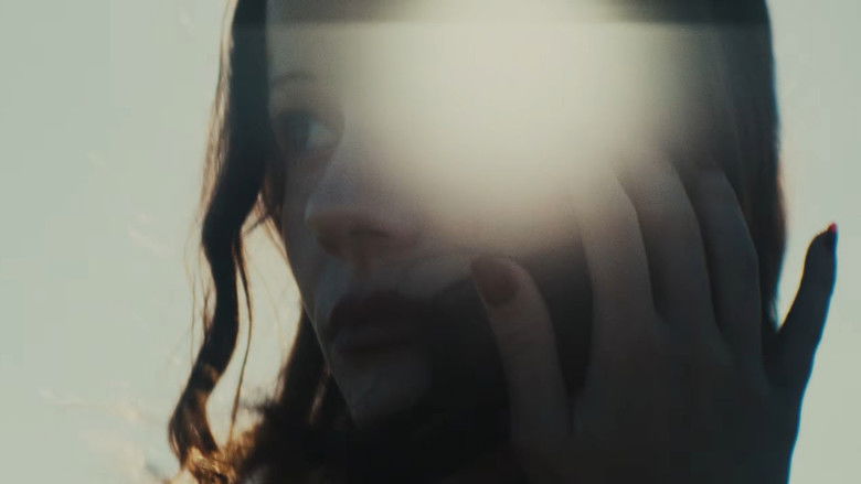 кадр из фильма Winona