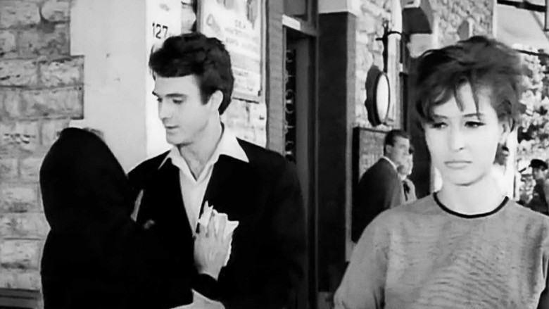 кадр из фильма Τα μυστικά της αμαρτωλής Αθήνας