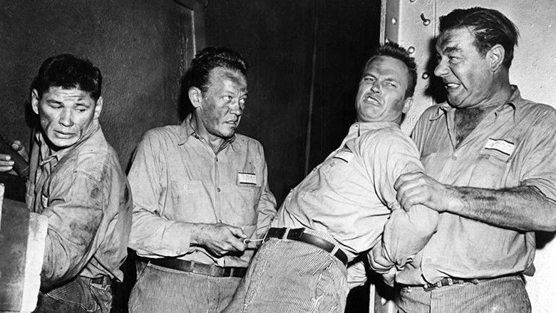 кадр из фильма Big House, U.S.A