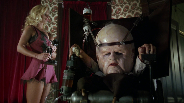 кадр из фильма Глава Семейства