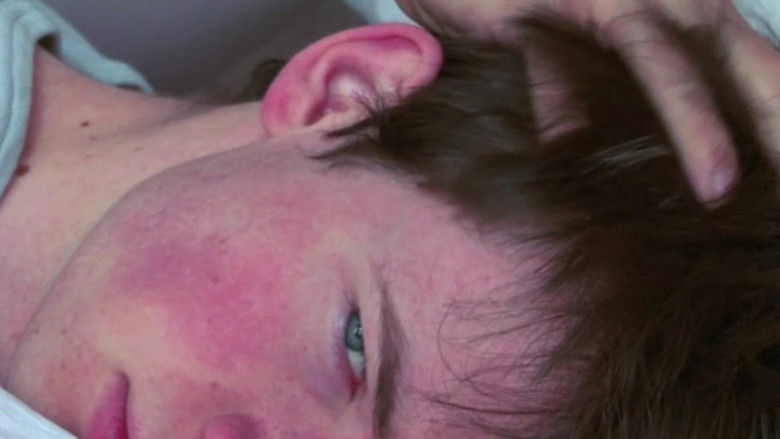 кадр из фильма The Boy