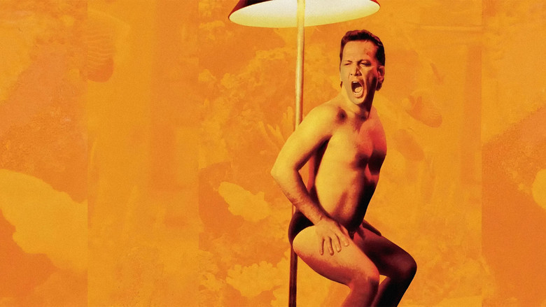 кадр из фильма Мужчина по вызову