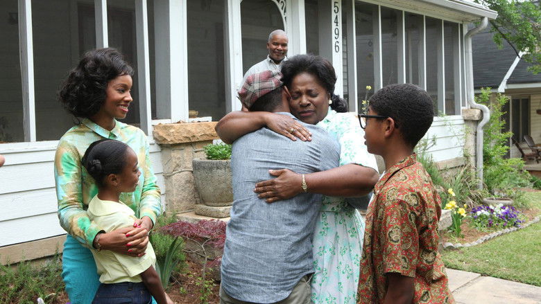 кадр из фильма The Watsons Go to Birmingham