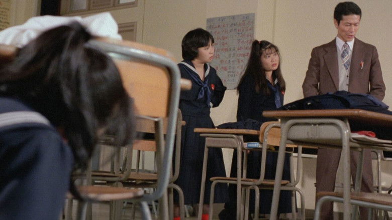 кадр из фильма Пытки девушки деревянным конём