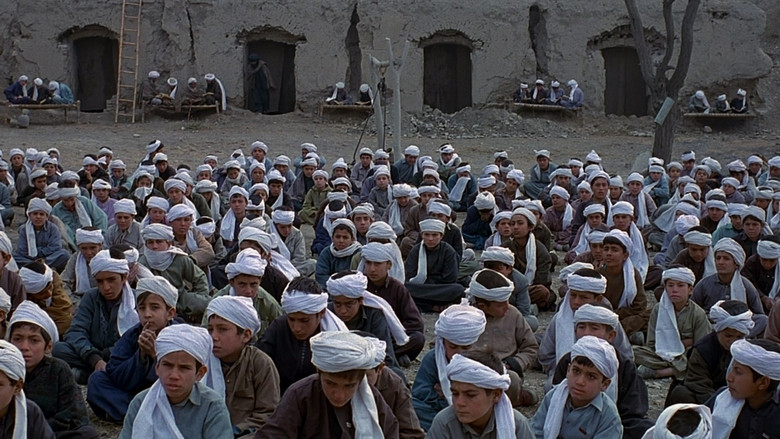 кадр из фильма Усама