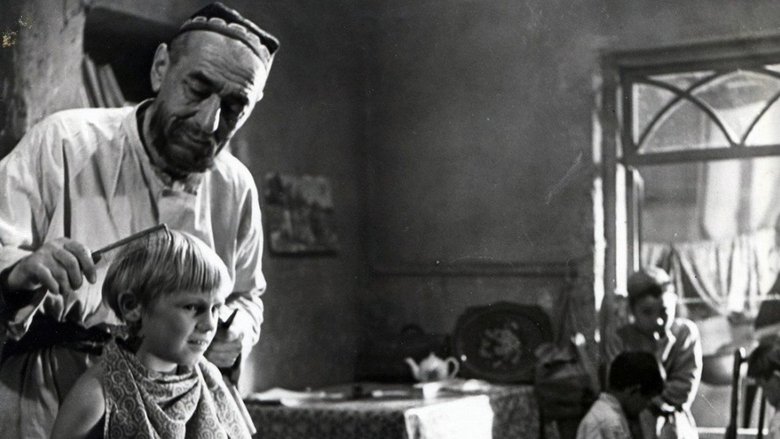 кадр из фильма Ты не сирота