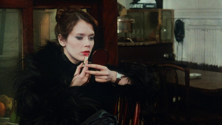 кадр из фильма Эмануэль 77