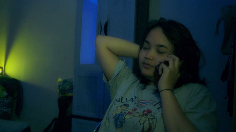 кадр из фильма 22:00