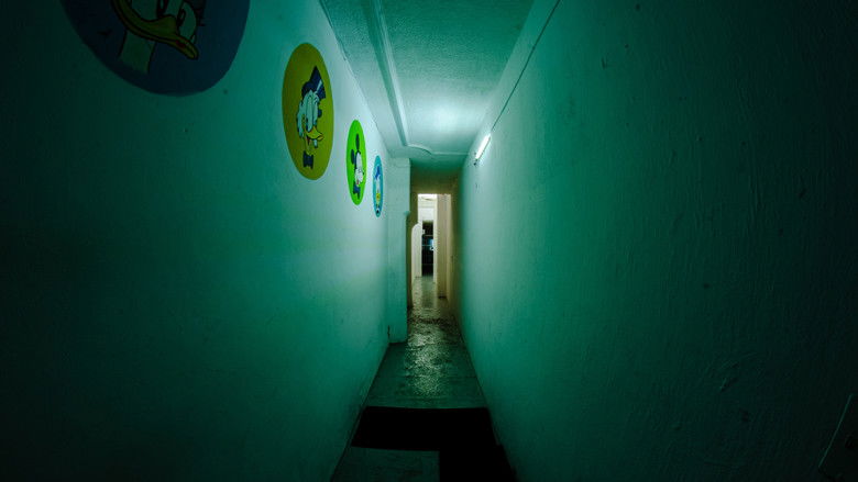 кадр из фильма LIMINAL