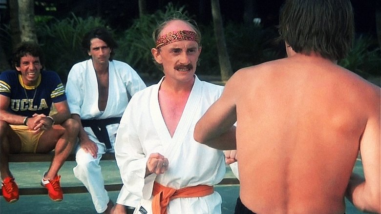 кадр из фильма Загорелые