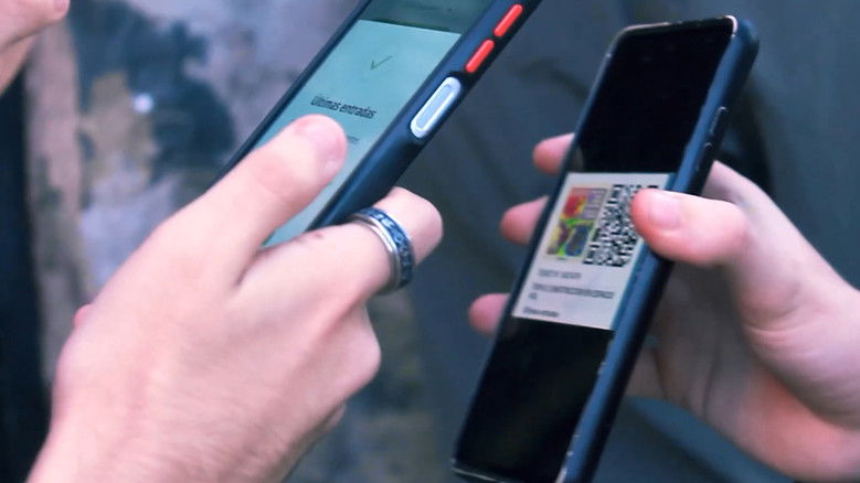 кадр из фильма TRIPLE CONSTRICCIÓN EN VIEL