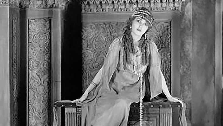 кадр из фильма Мыльная пена