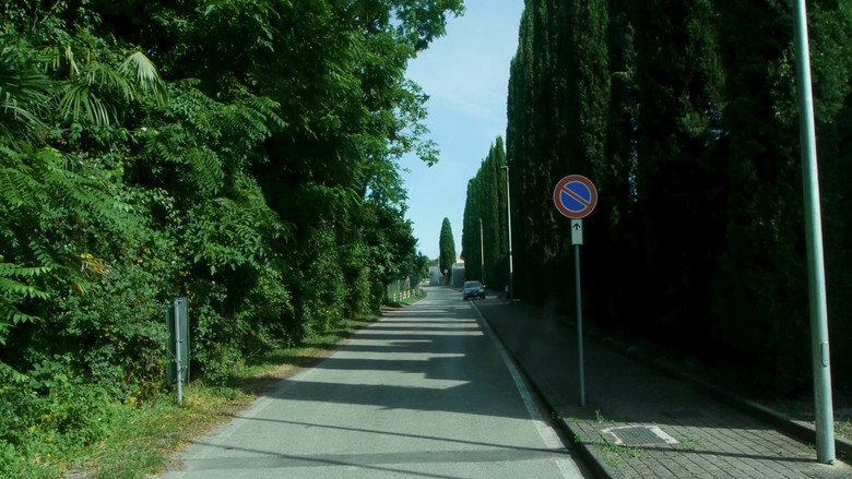 кадр из фильма Il giardino nel paese del giardino