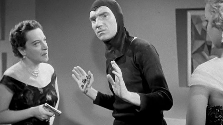 кадр из фильма El malvado Carabel