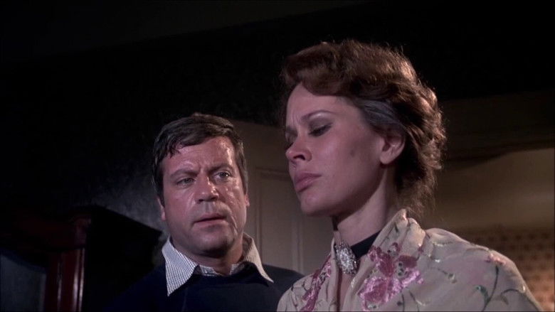 кадр из фильма Сожженные приношения