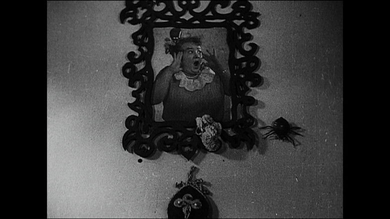 кадр из фильма Властелин быта