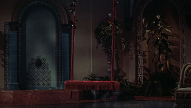 кадр из фильма The Girl in the Red Velvet Swing