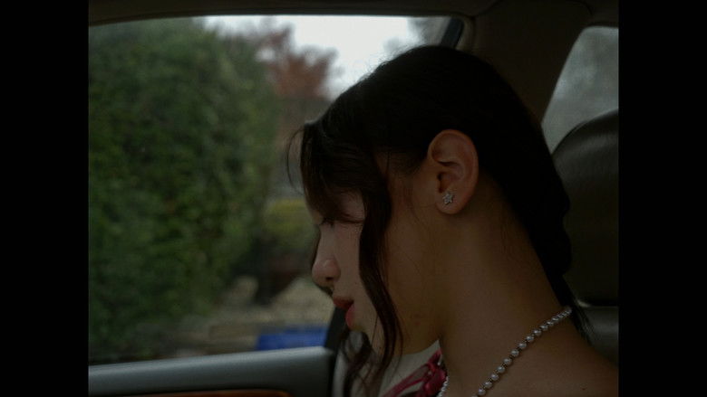 кадр из фильма I've been thinking about how much time we have