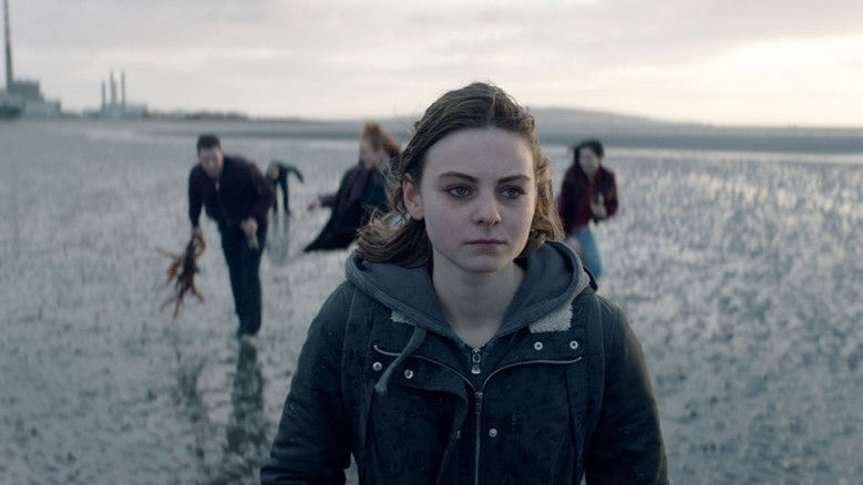 кадр из фильма Как можно дальше отсюда