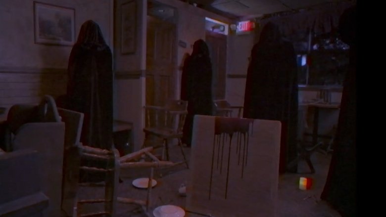 кадр из фильма Дом ада. Поместье Кармайкл