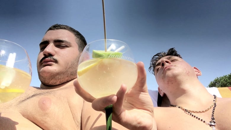 кадр из фильма Selfie