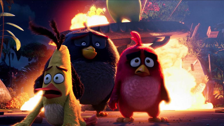 кадр из фильма Angry Birds в кино