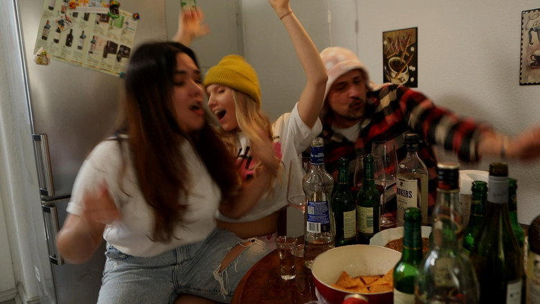 кадр из фильма Foxys Plan