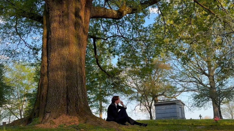 кадр из фильма And it Begins