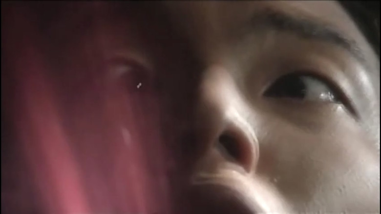 кадр из фильма 監禁逃亡　恥辱の令嬢