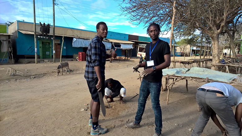 кадр из фильма Watu Wote