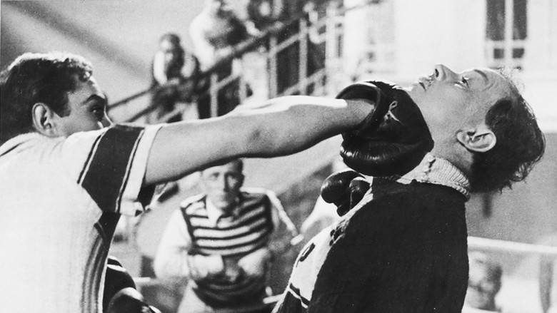 кадр из фильма Первая перчатка