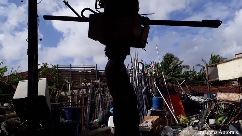 кадр из фильма Ciclo da Reciclagem