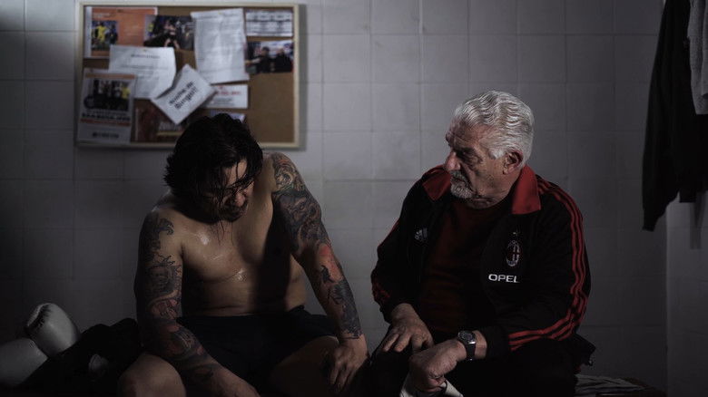 кадр из фильма El Halcón