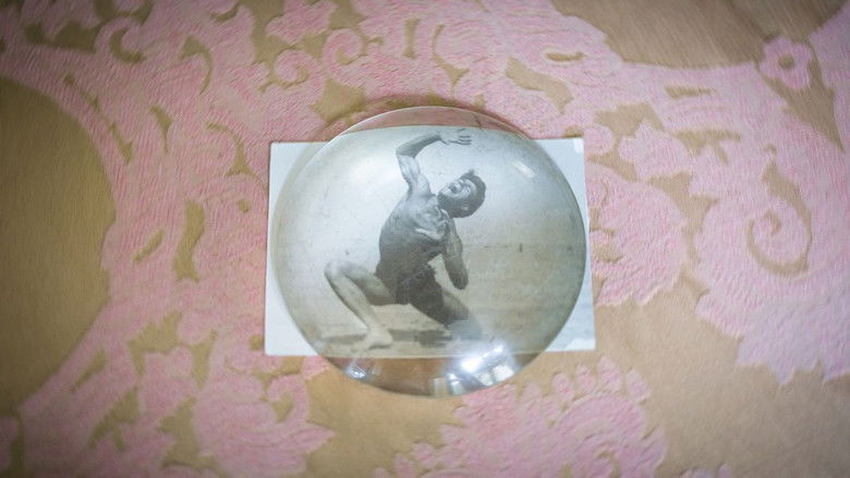 кадр из фильма Despre imposibilitatea unui omagiu