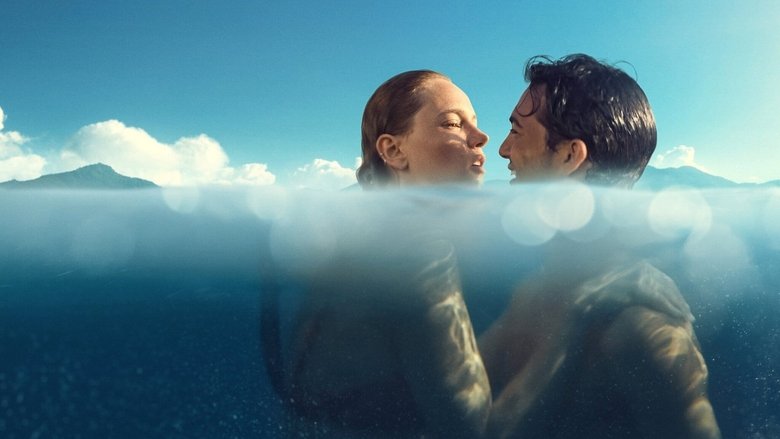 кадр из фильма Прошлым летом