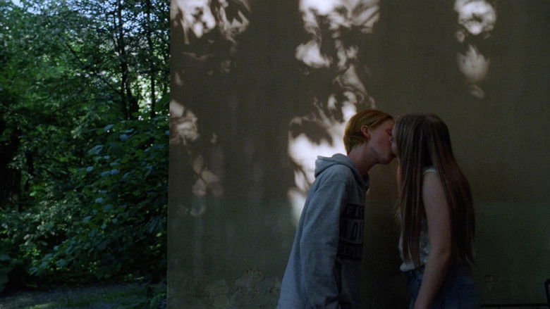 кадр из фильма Weight of Spring